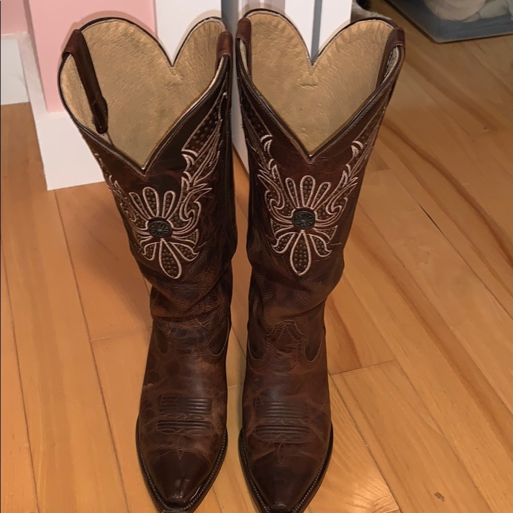 Western Concho Boot, Shyanne.  Size 8